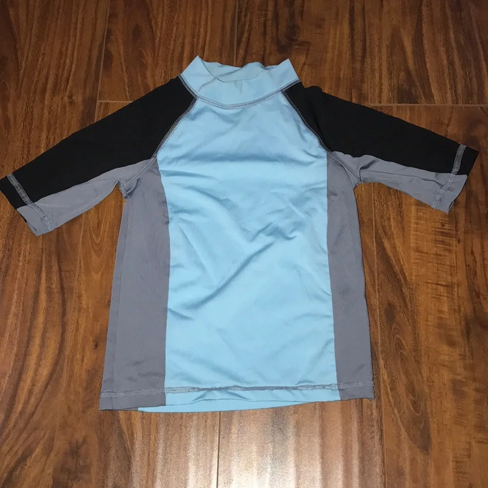 Cat & jack blue & Gray swimming shirt rashguard